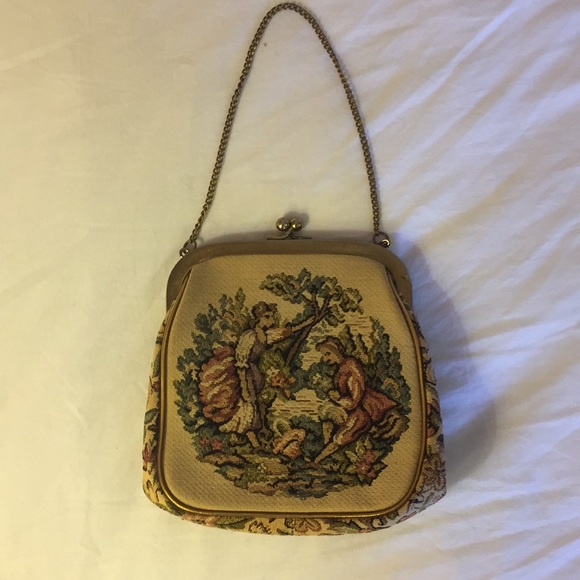 Handbags - Pretty Vintage Embroidered Tapestry Purse
